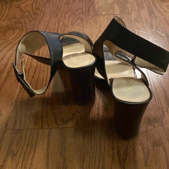 Nine West Like New Chunky Heels, Size 8M, Leather Uppers, ankle straps - Picture 3 of 5
